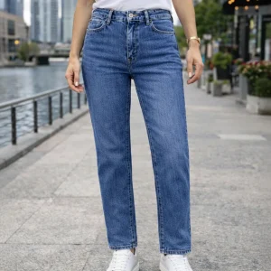 Jeans Recto para Mujer – Corte Clásico con Tela Stretch